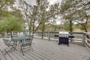 Spacious Hot Springs Lakehouse on Lake Hamilton!